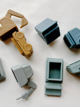 Load image into Gallery viewer, Construction Bath Toys
