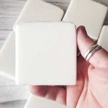 Load image into Gallery viewer, White Linen Clean Cotton