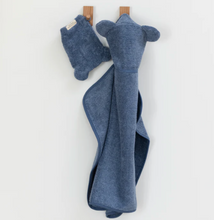Load image into Gallery viewer, Hooded Towel + Wash Mist