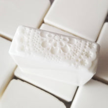 Load image into Gallery viewer, White Linen Clean Cotton